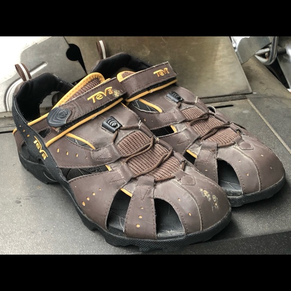 Teva Forebay Closed Toe Fisherman Sandals, Size 12 main image 5